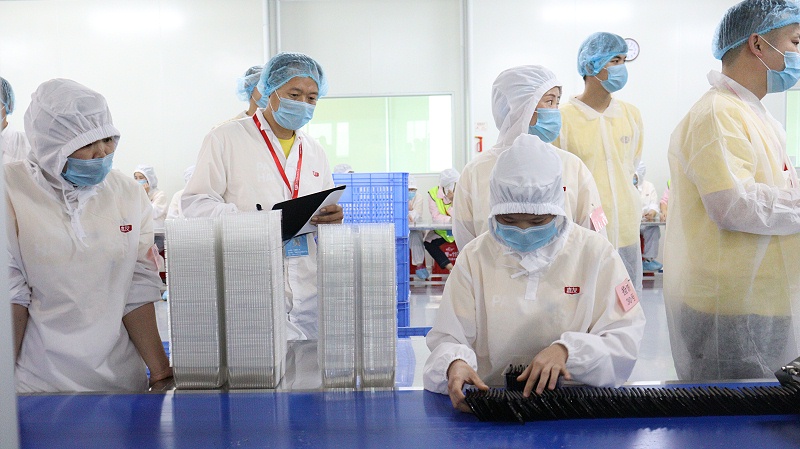 J9����ֱӪЯ�ּ��ѹ��ᷢչ���Ͷ����������� (6)