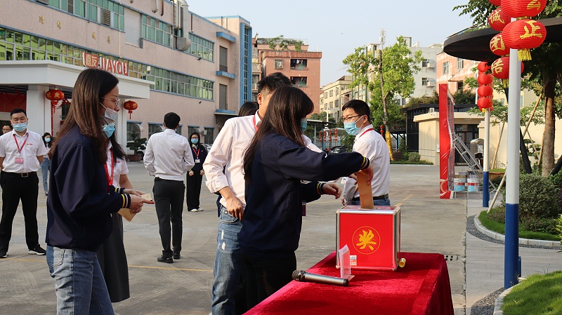 ���������ܼ��װ�������������Ա��Я�ֹ���