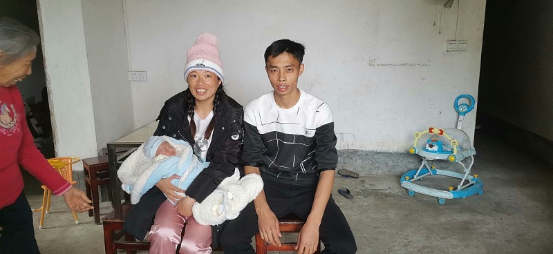 ���������ܼ��װ�������������Ա��Я�ֹ��� (8)