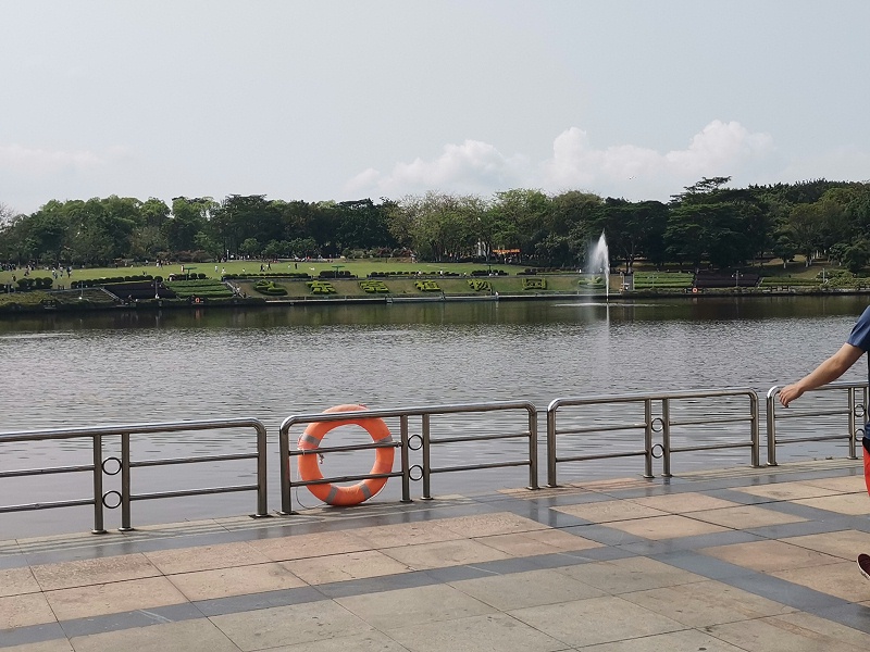 �������ջᡪ���ж�������һ·ͬҵ��