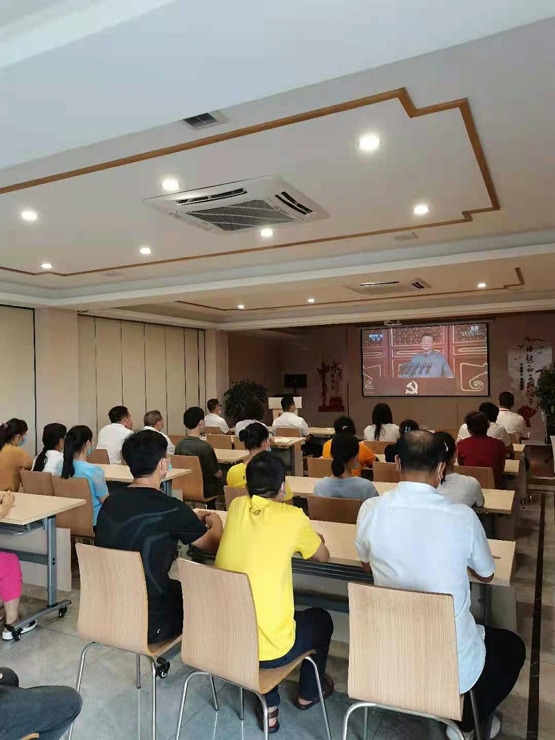 J9����ֱӪ������ף�й�����������100����